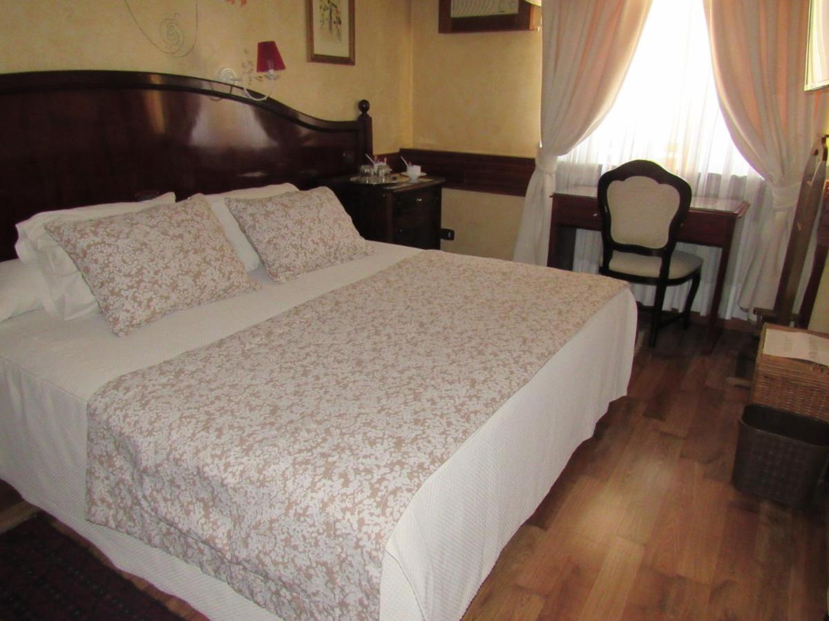 Hotel Ciudad De Vitoria Santiago de Chile Bagian luar foto