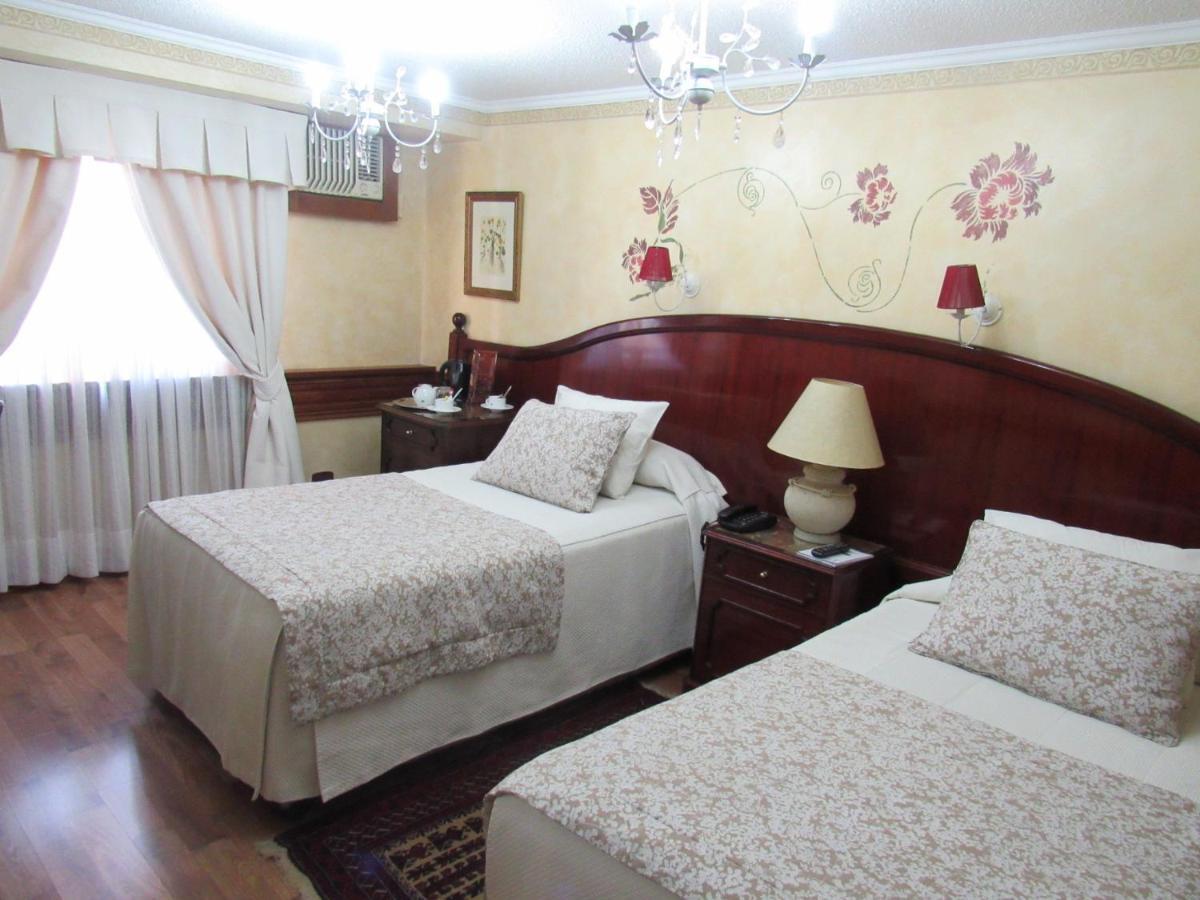 Hotel Ciudad De Vitoria Santiago de Chile Bagian luar foto