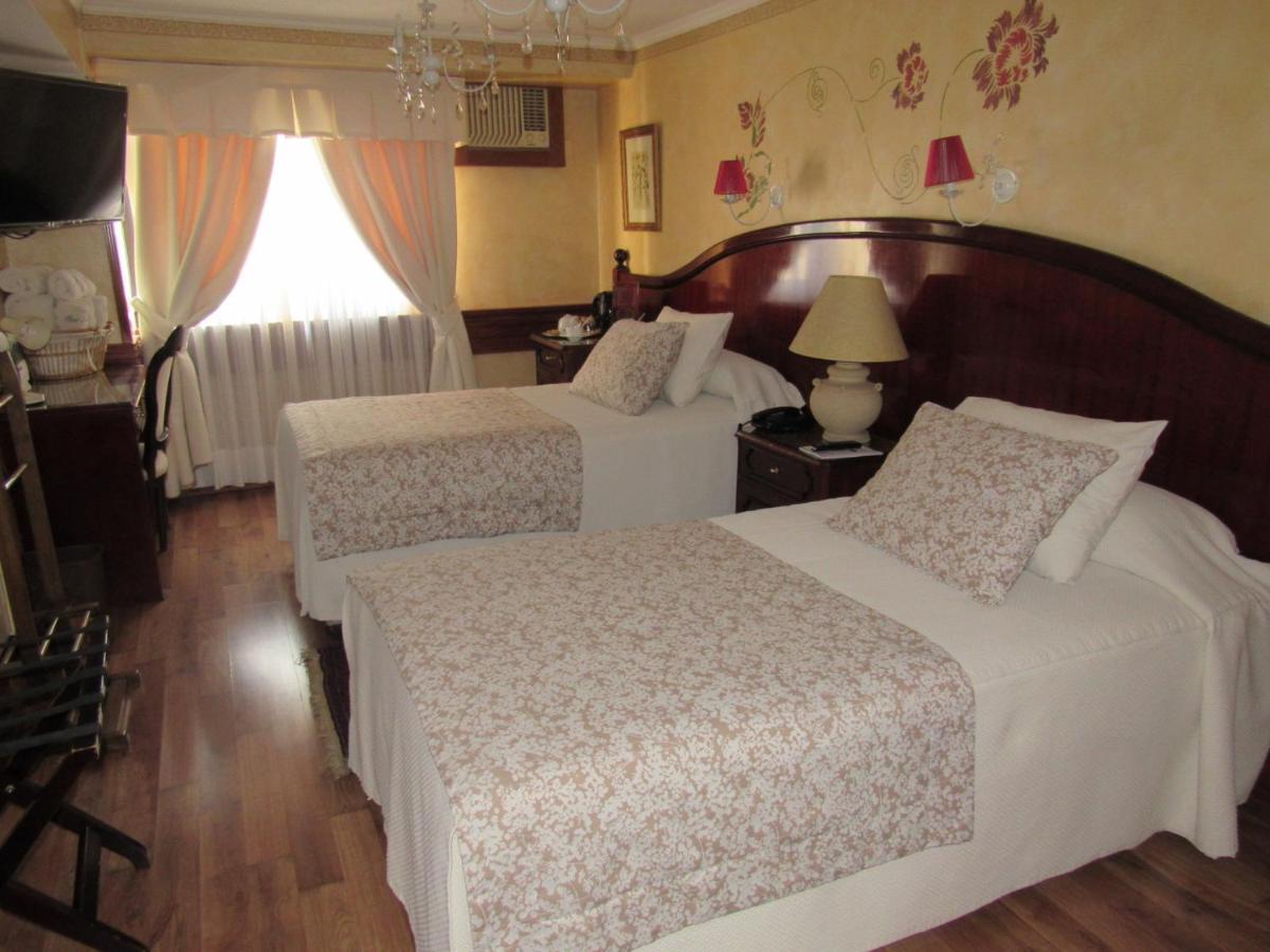 Hotel Ciudad De Vitoria Santiago de Chile Bagian luar foto