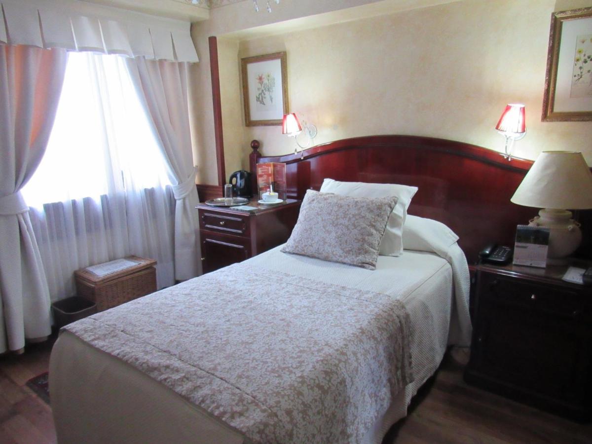 Hotel Ciudad De Vitoria Santiago de Chile Bagian luar foto